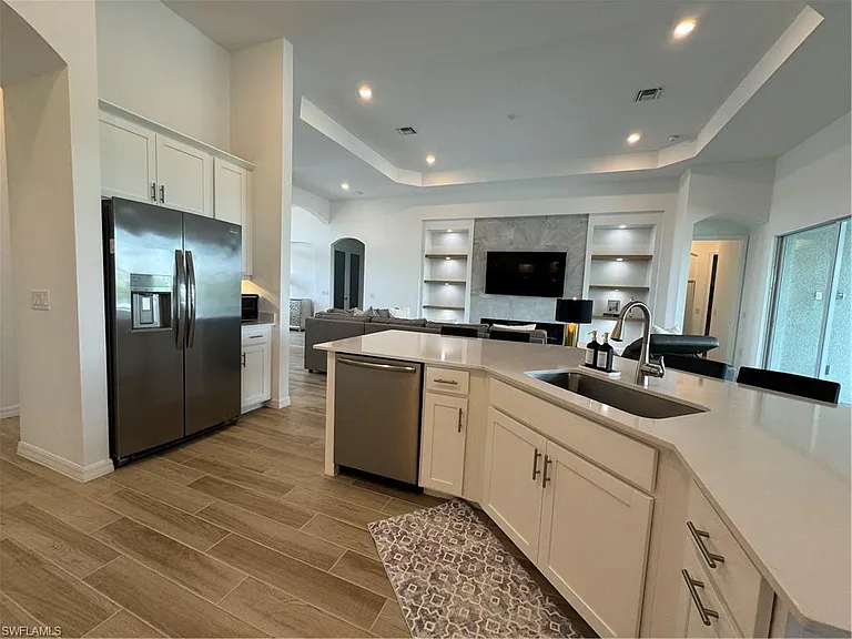 6082 Artisan Ct — Photo 10