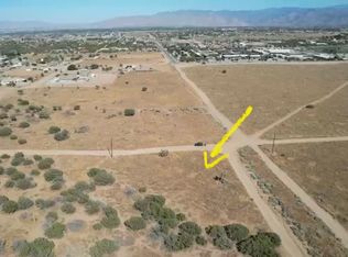 12450 El Centro Rd, Oak Hills, CA 92344