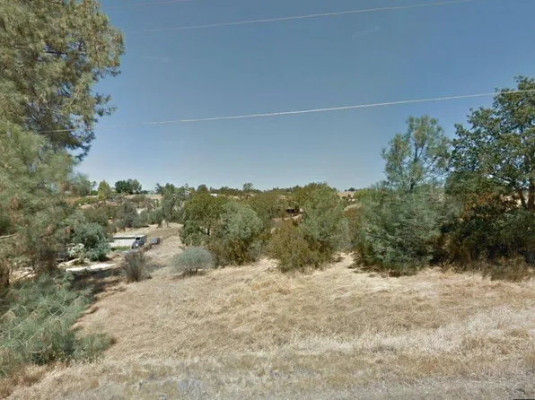8475 Hedgepeth Rd, Valley Springs, CA 95252