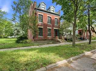 1356 Labrosse St, Detroit, MI 48226
