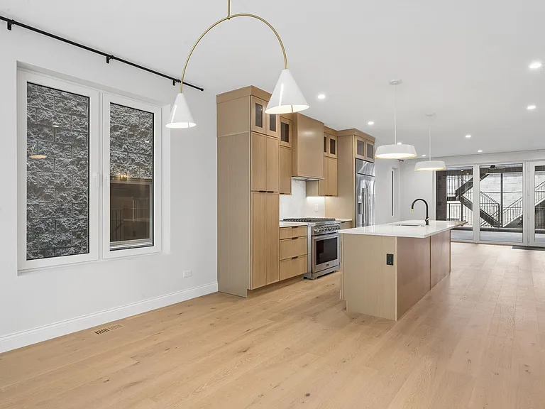 3739 N Clifton Ave #1 — Photo 16