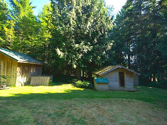 Outbuilding and cabin