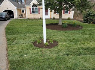 100 Shallow Pond Dr, Centerville, MA 02632