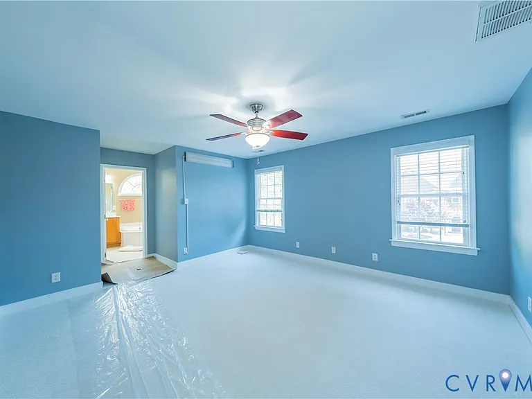 9721 Pemberton Crossing Dr — Photo 26
