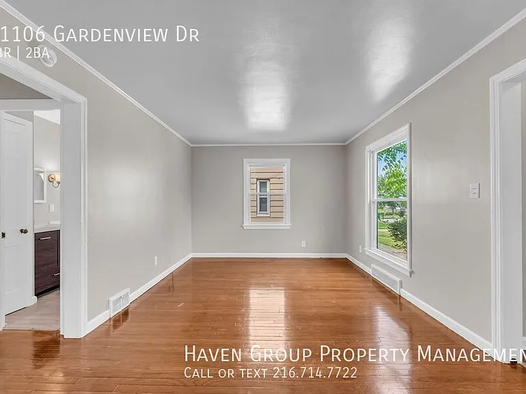 21106 Gardenview Dr — Photo 4