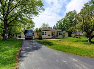 3215 E Chestnut Ave, Decatur, IL 62521