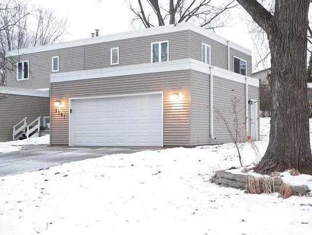 3587 Cohansey St — Photo 2