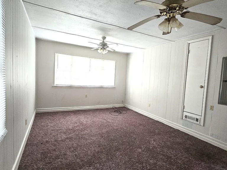 3257 Ohara Dr N — Photo 18