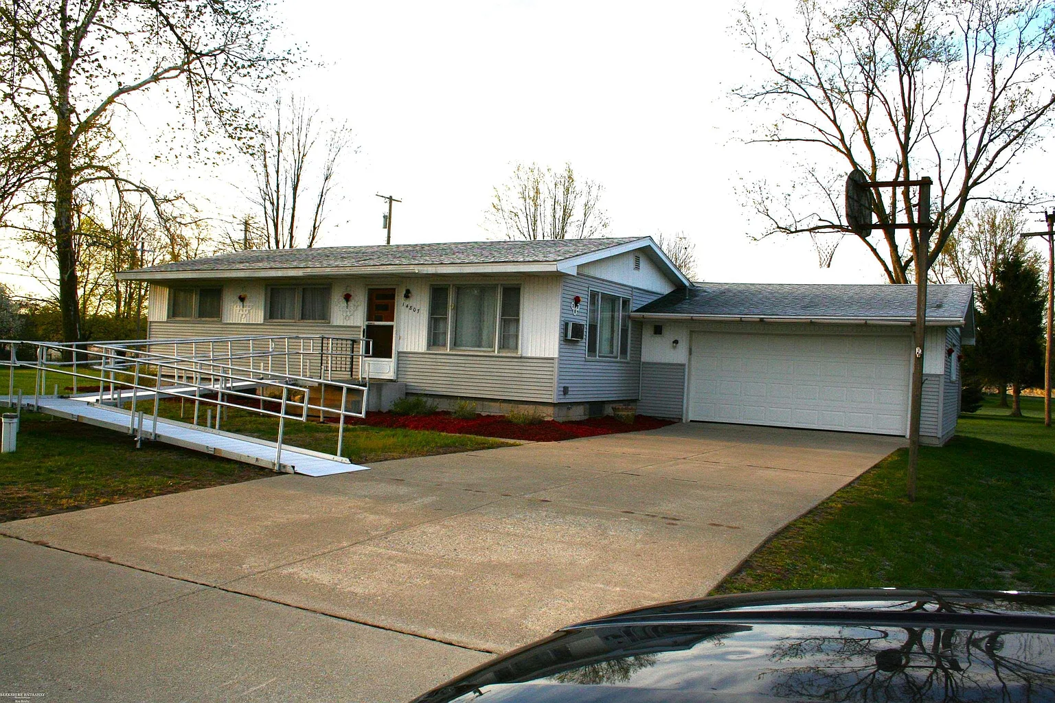 14807 Ida West Rd photo 1