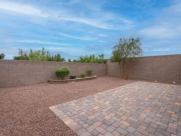 8243 Vino Merlot Ave — Photo 28
