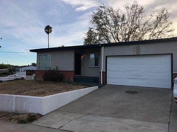 4th image of 22601 Sierra Ave
