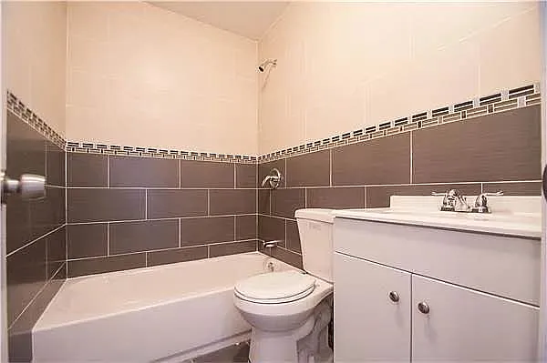 2945 Wickham Ave #GARDEN — Photo 33