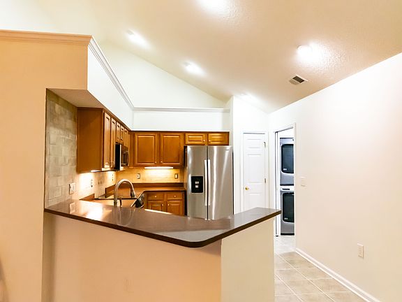 2nd image of 6107 Menlow Ct