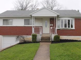 3386 Moonridge Dr, Cincinnati, OH 45248