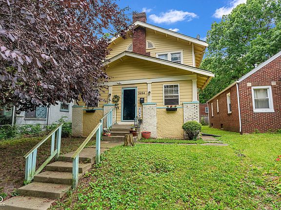 2nd image of 3684 Birchwood Ave