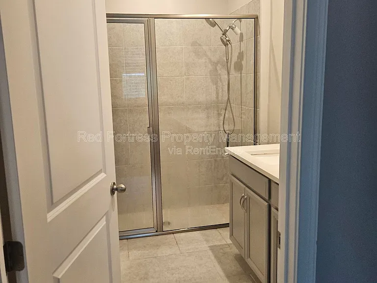 10333 Bonavie Cove Dr — Photo 4