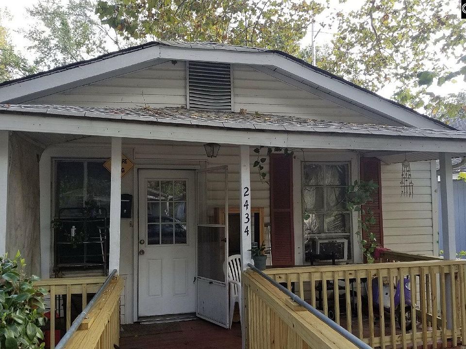 2nd image of 2434 Greene St