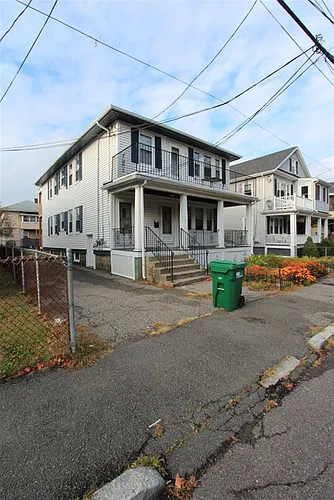 113 Yale St Photo 1 113 Yale St Photo 1