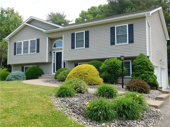 4 English Lane, New Paltz, NY 12561