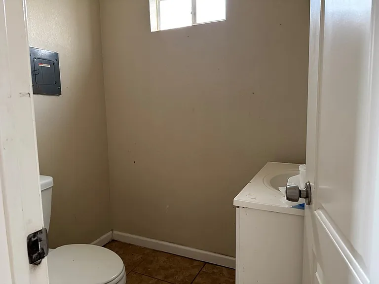 5405 McKnight Dr — Photo 9