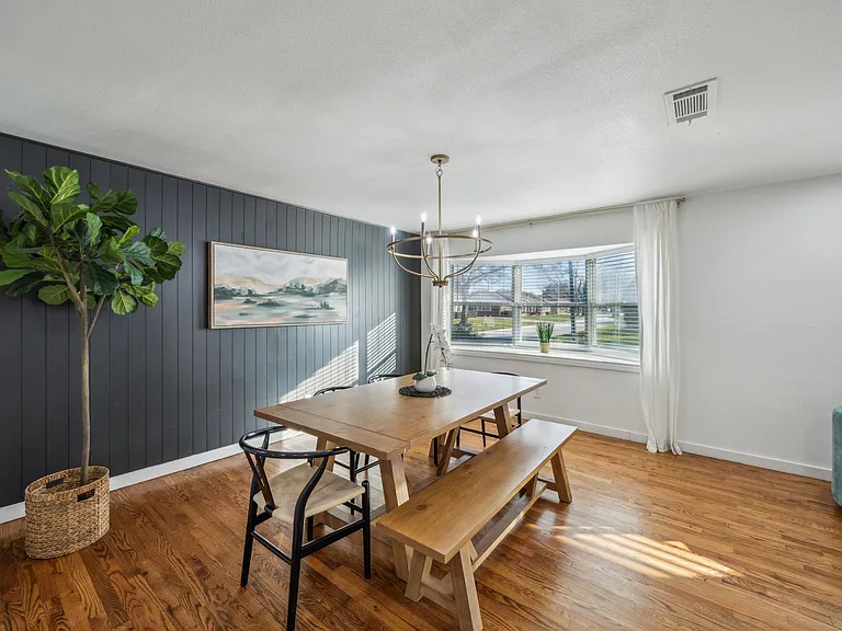 1729 14th Pl — Photo 17