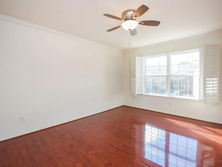 13646 Garden Grove Ct — Photo 12