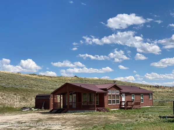 18 Vixen Cir, Pinedale, WY 82941