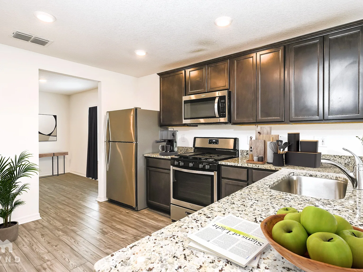 3 bed, 2.0 bath, 1541 sqft, $1,849 — Photo 4