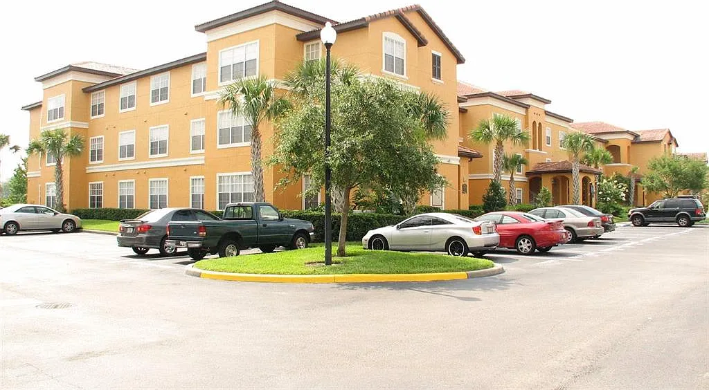 3 bed, 2.0 bath, 1232 sqft, $1,800 — Photo 1