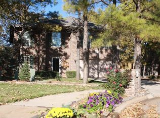 1205 Ponderosa Pne, Edmond, OK 73012