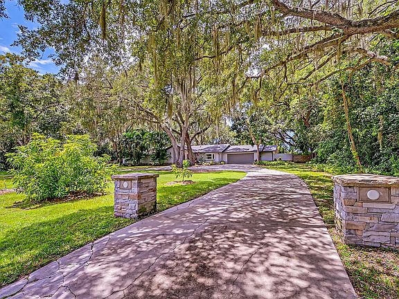 3rd image of 4619 Hidden Forest Ln
