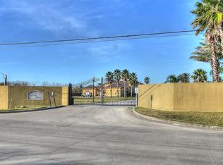 15902 Rodale Dr, Houston, TX 77049