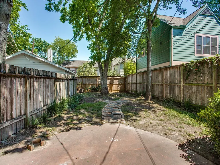 2250 W Main St — Photo 31