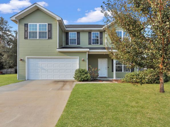 62 Robert Baker Ct