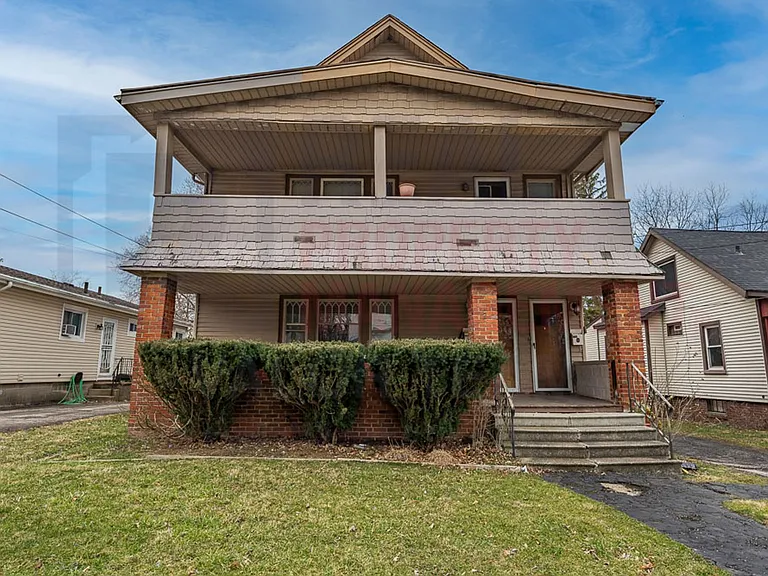 121 Logan St — Photo 10