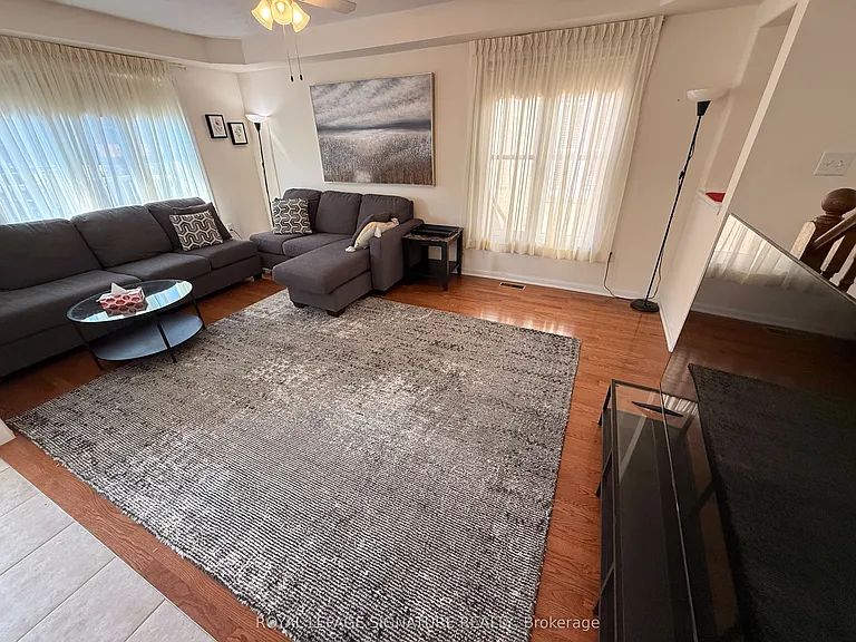 211 Chilcott Cres #MAIN 2ND FLOOR — Photo 8