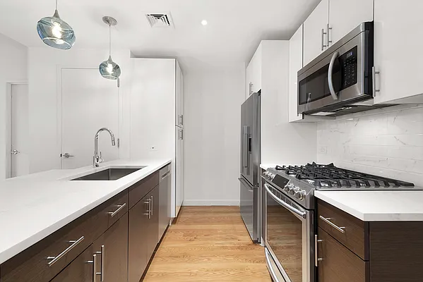 Rented by Compass | media 14