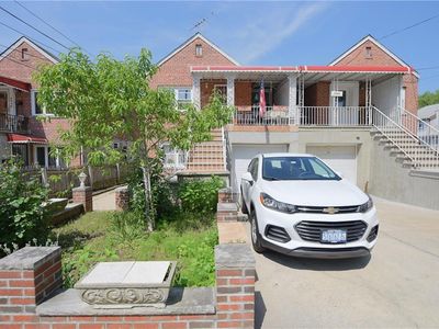 2331 Fenton Ave, Bronx, NY, 10469