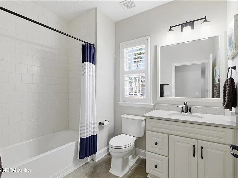 80 Oyster Bay Way — Photo 21