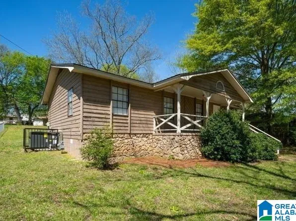 1012 Avenue J, Bessemer, AL 35020