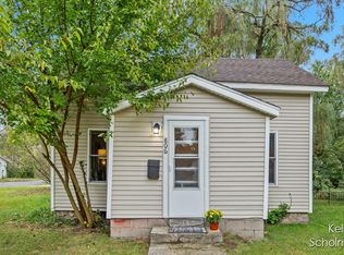 806 Alderman St, Belding, MI 48809