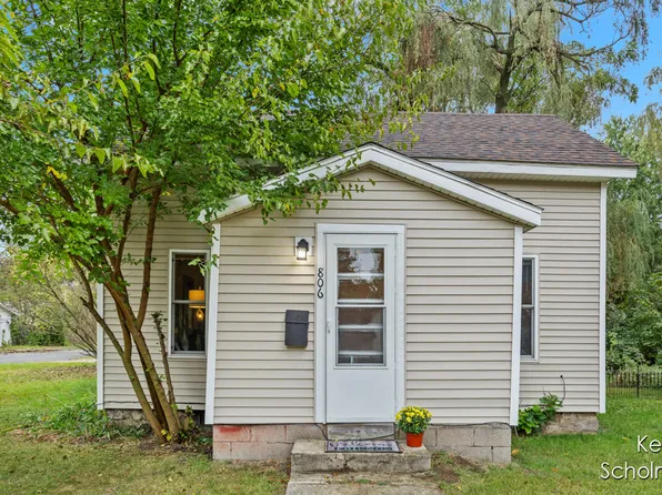 806 Alderman St, Belding, MI 48809