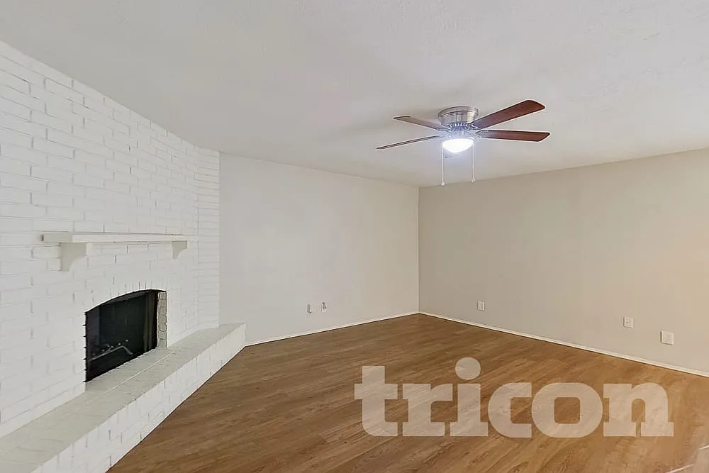 10022 Deer Hollow Drive Dallas TX — Photo 2
