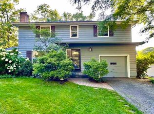 1007 Edgehill Dr, Madison, WI 53705