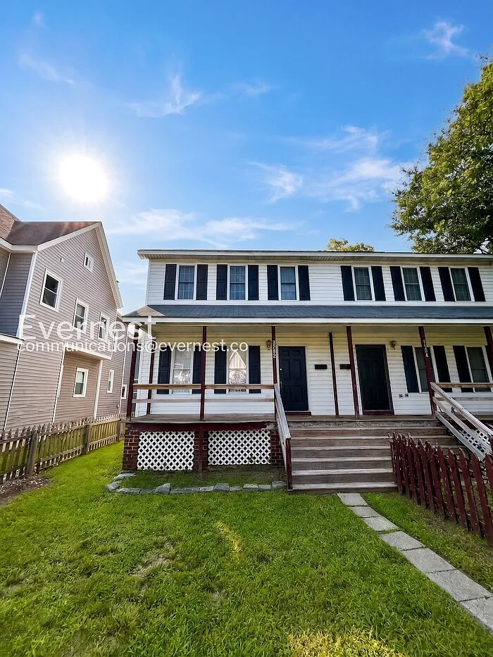3 bed, 2.5 bath, 1440 sqft, $1,895 — Photo 1