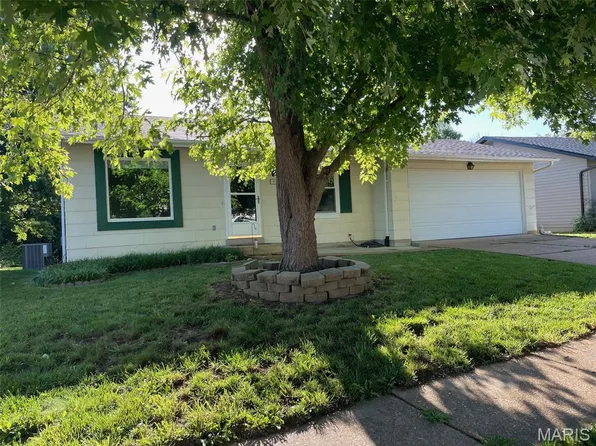 17 Fawn Meadows Dr, Eureka, MO 63025