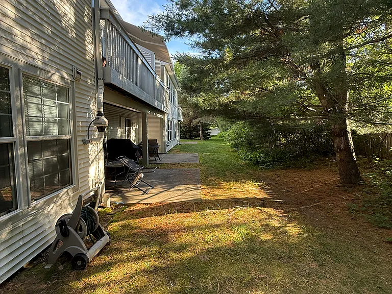 53 Stonington Cir — Photo 23