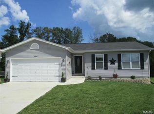 6004 Cross Pointe Dr, Cedar Hill, MO 63016