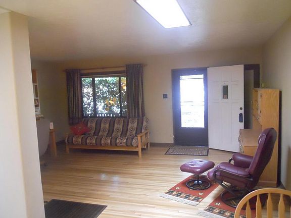 3rd image of 1800 Wildwood Ln SW