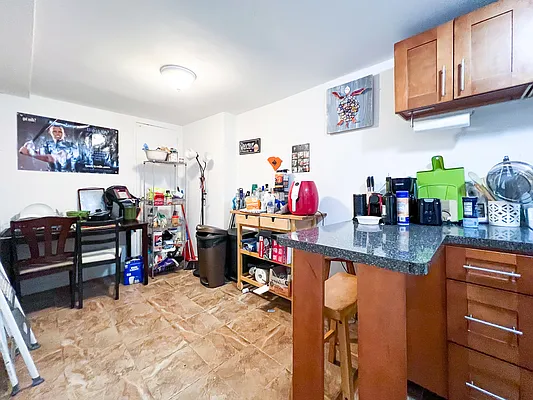 Rented by Compass | media 55